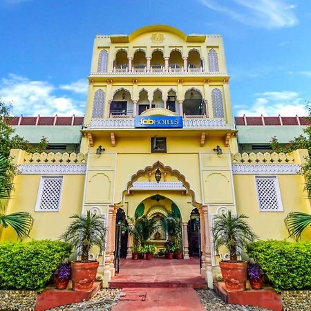 Hotel Utsav Niwas ジャイプール エクステリア 写真