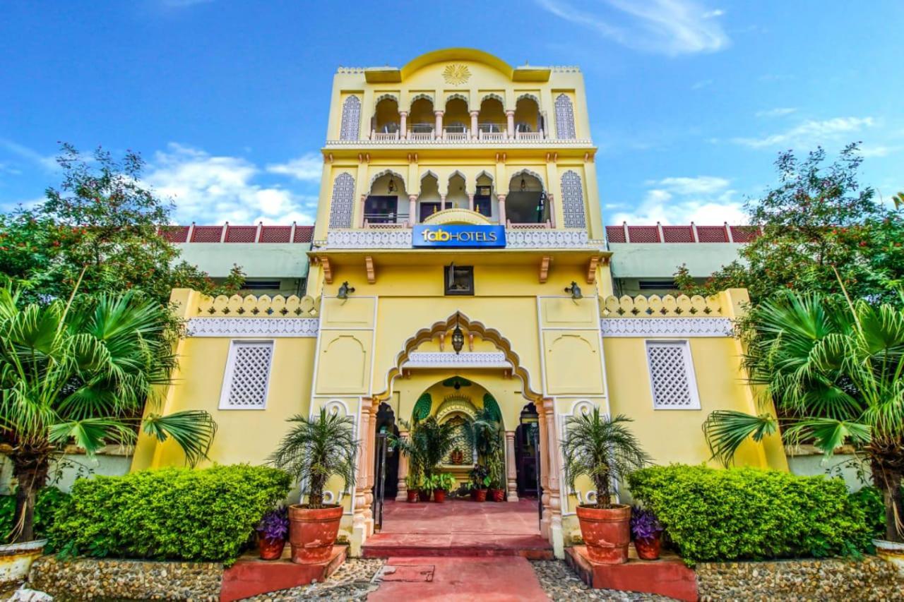 Hotel Utsav Niwas ジャイプール エクステリア 写真