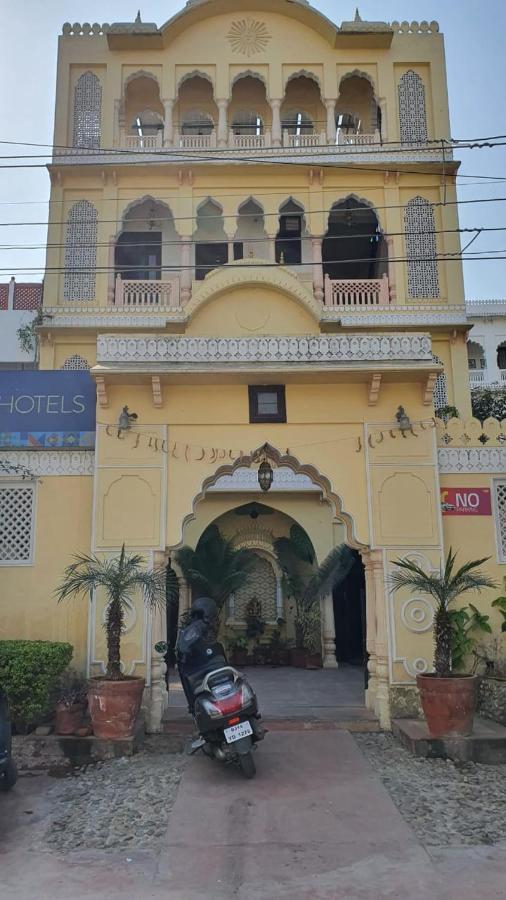 Hotel Utsav Niwas ジャイプール エクステリア 写真